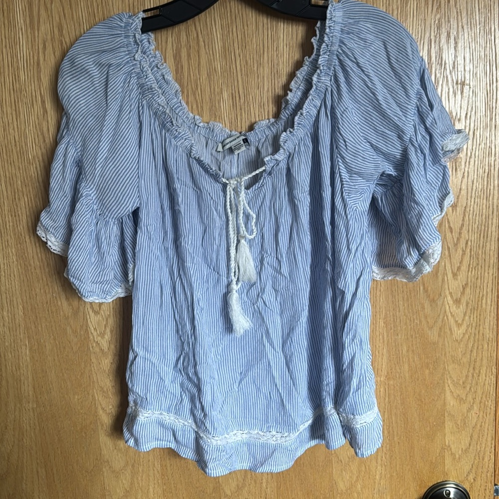 American Eagle Blue Striped Women's Top